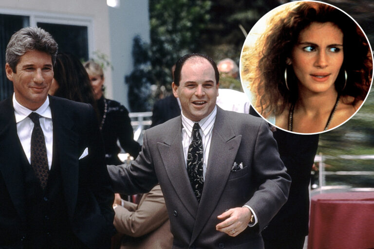 For how much a week did Richard Gere hire Julia Roberts in Pretty Woman (1990)?