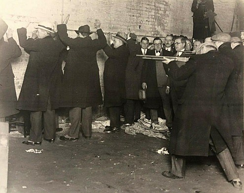How long did the Saint Valentine’s Day Massacre in Chicago last?