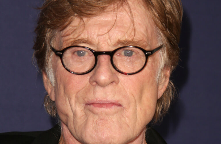 What was Robert Redford’s directorial debut?
