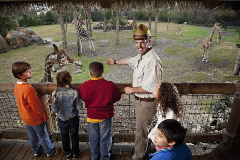 What was the first zoo in the United States?