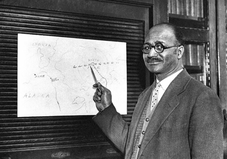 What was the name of the black explorer who accompanied Admiral Robert E. Peary to the North Pole?