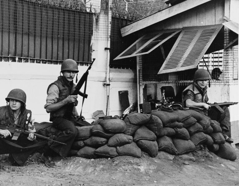 Who won the Tet Offensive in the Vietnam War?